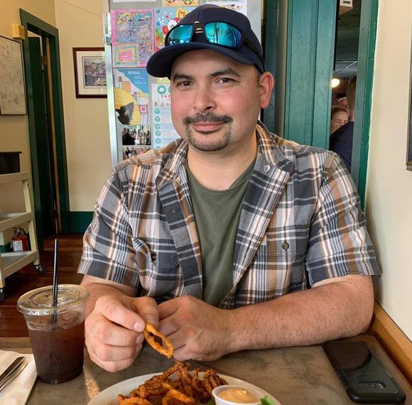 Meet your Posher, Brent - Picture 1 of 1